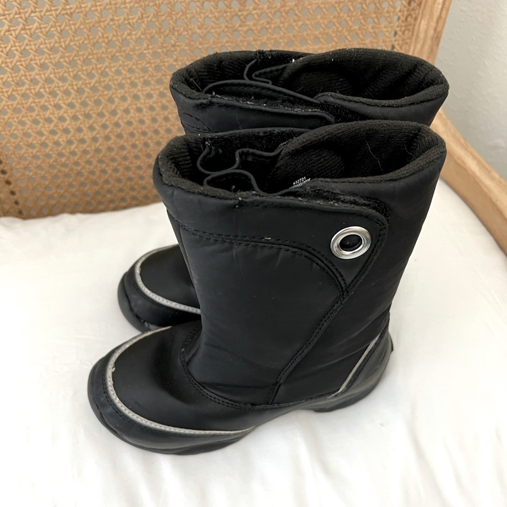 Lands End snow boots size 12